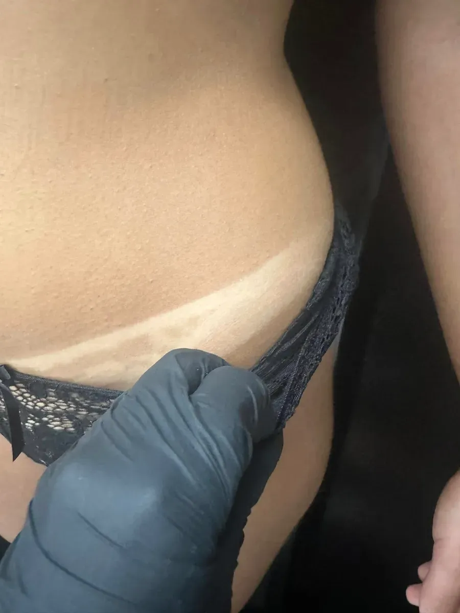 Bronzage spray-tan : résultat hâlé et uniforme